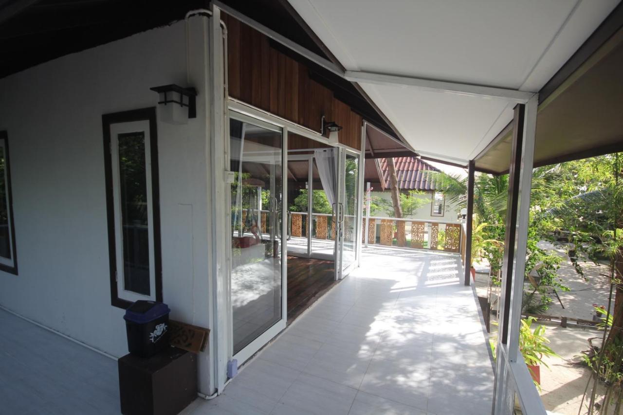 Phangan Cove Beach Resort Срітану Екстер'єр фото